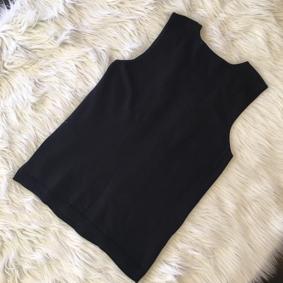 LOFT Petites black ruffle front knit shell top SP - Picture 4 of 5